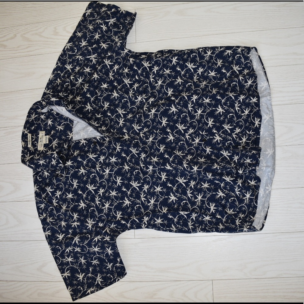Short sleeve button down shirt Natural Issue